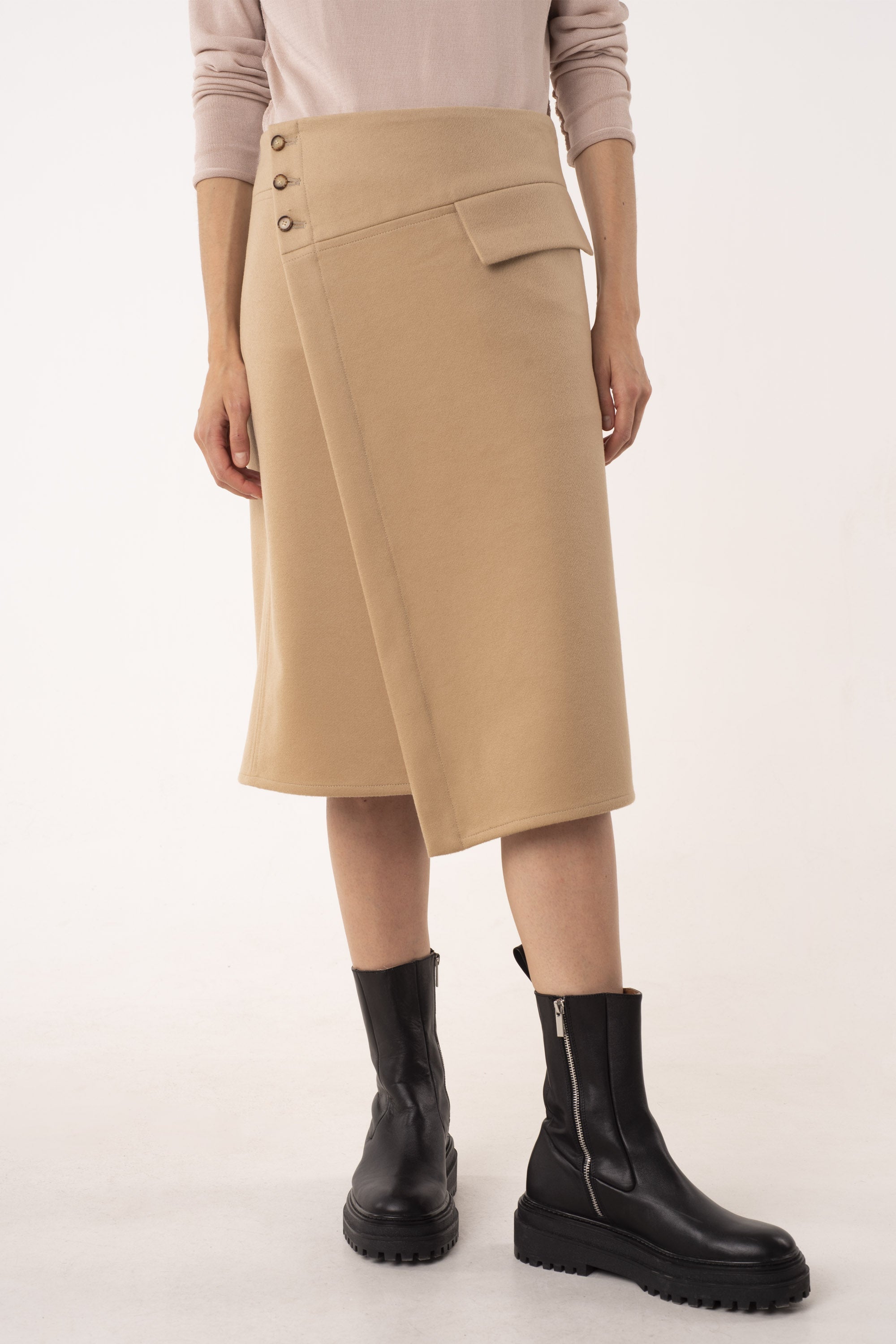 Oatmeal cashmere asymmetric skirt