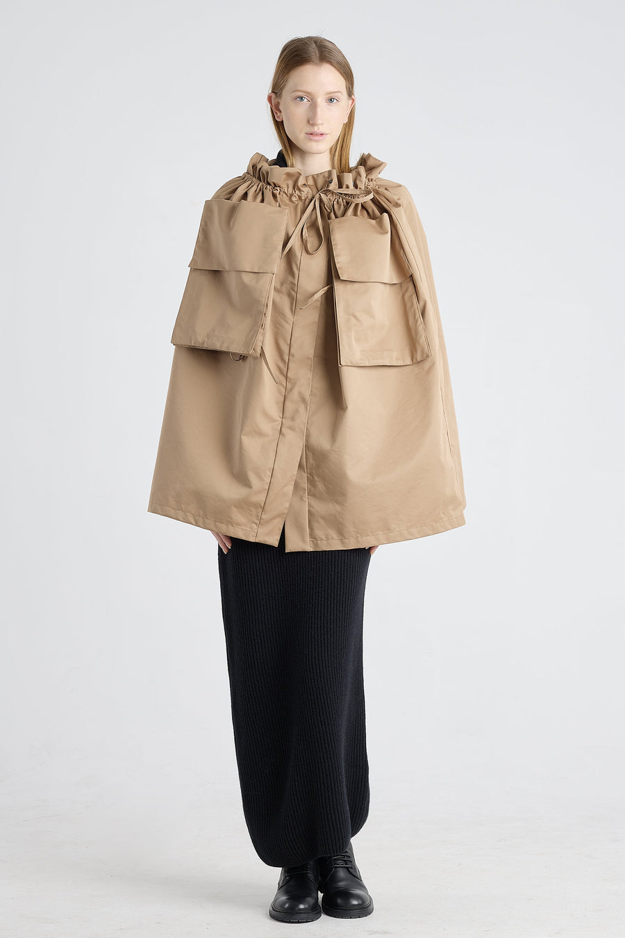 Camel cotton trench coat with detachable parts