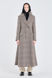 Natural wool tailored winter coat