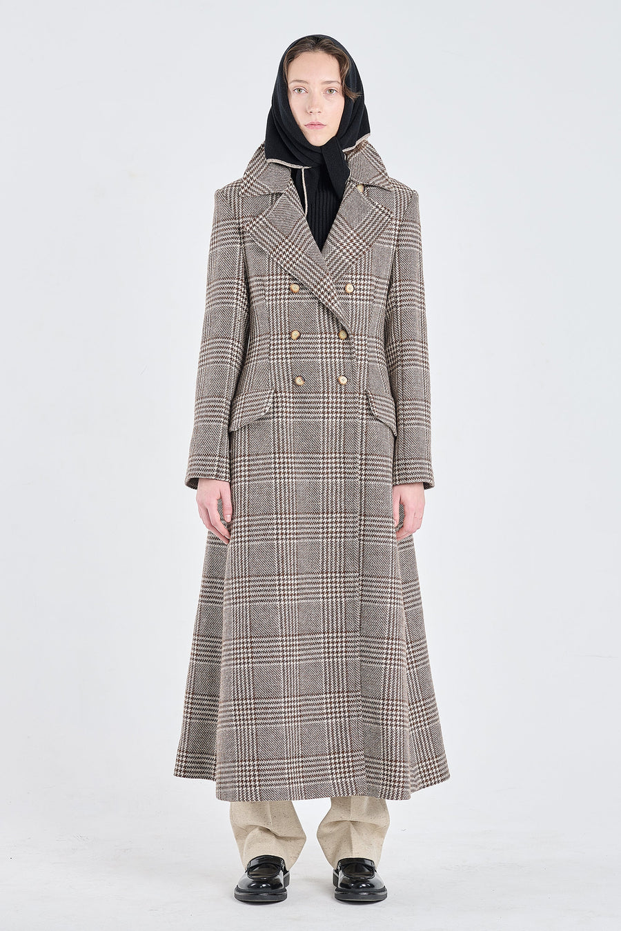 Natural wool tailored winter coat