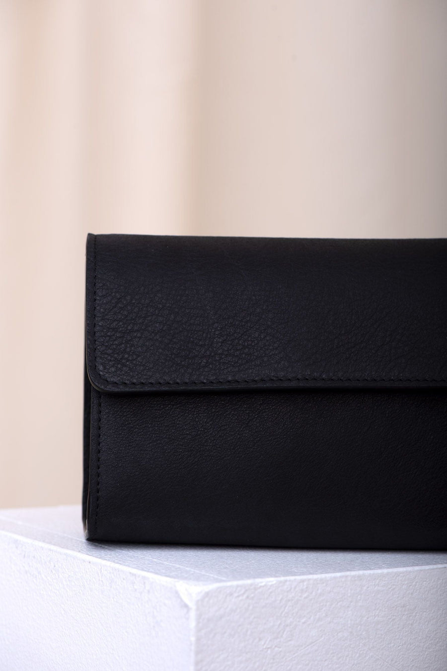Black aniline leather multi-strap bag