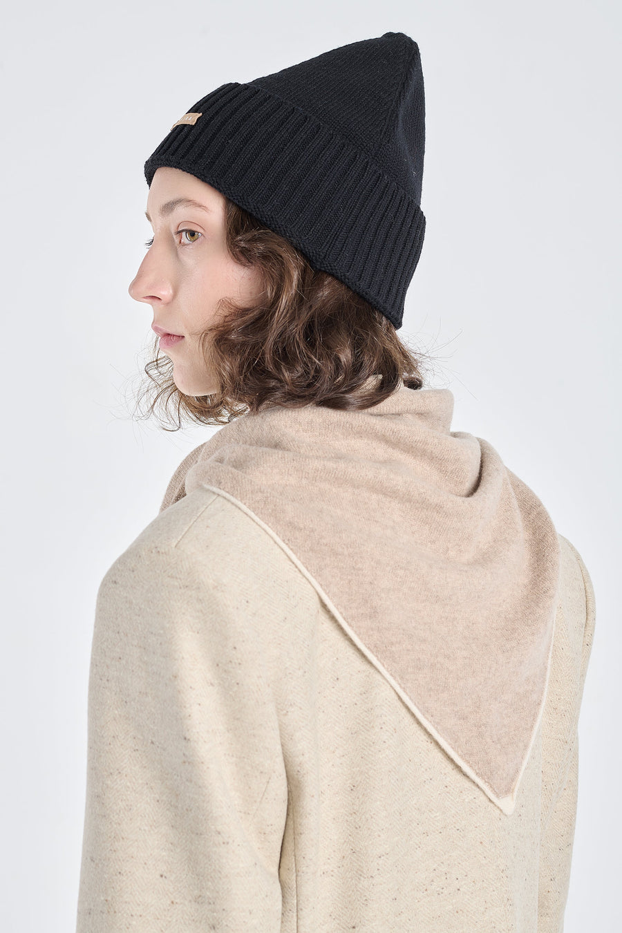 Nomad&pearl cashmere triangle scarf