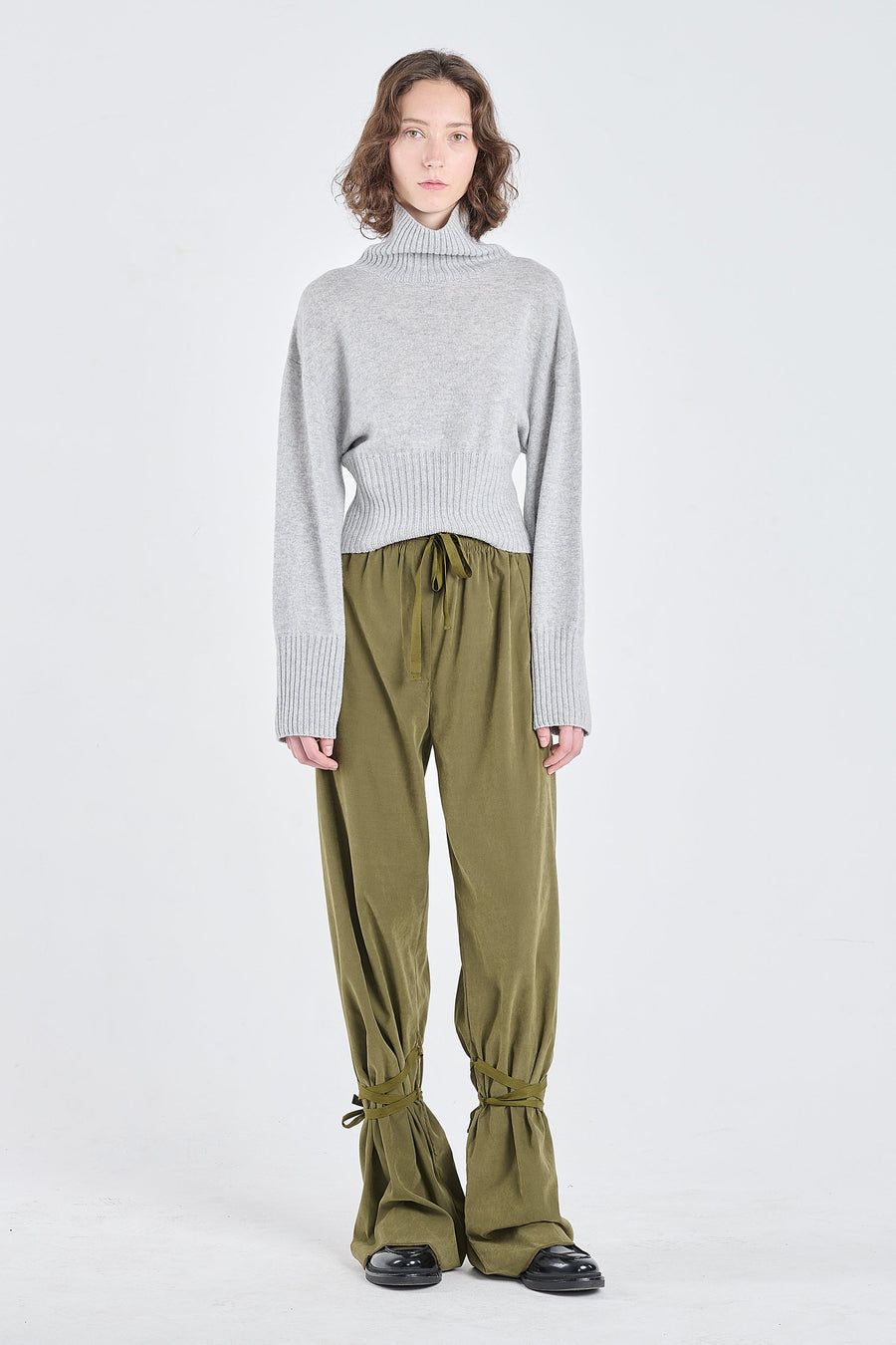 Grey dawn cashmere cropped turtleneck