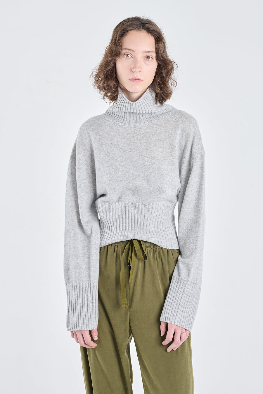 Grey dawn cashmere cropped turtleneck