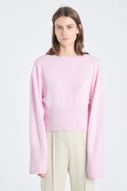 Pink cashmere cropped crewneck