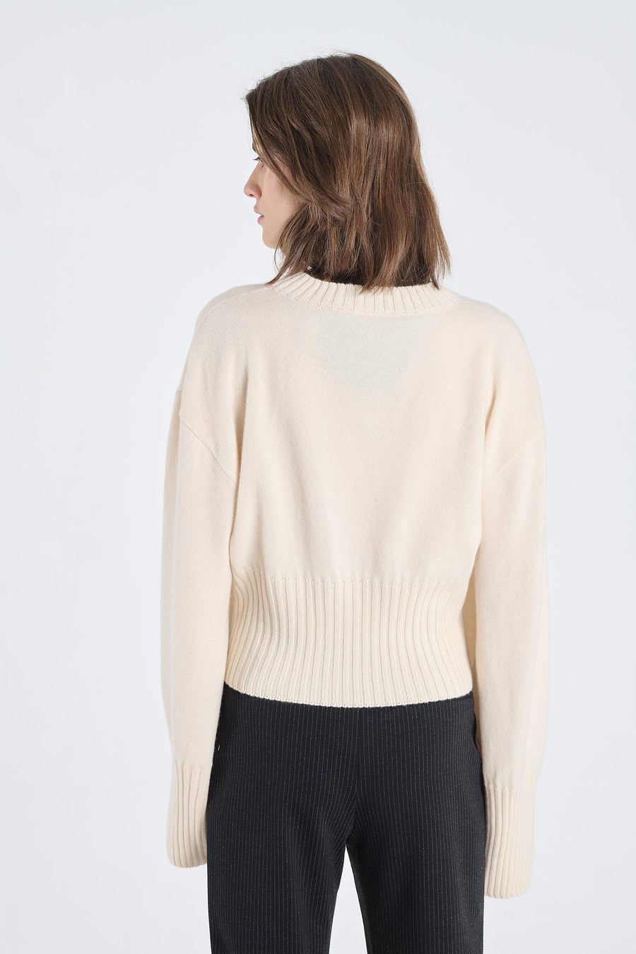Pearl cashmere cropped crewneck
