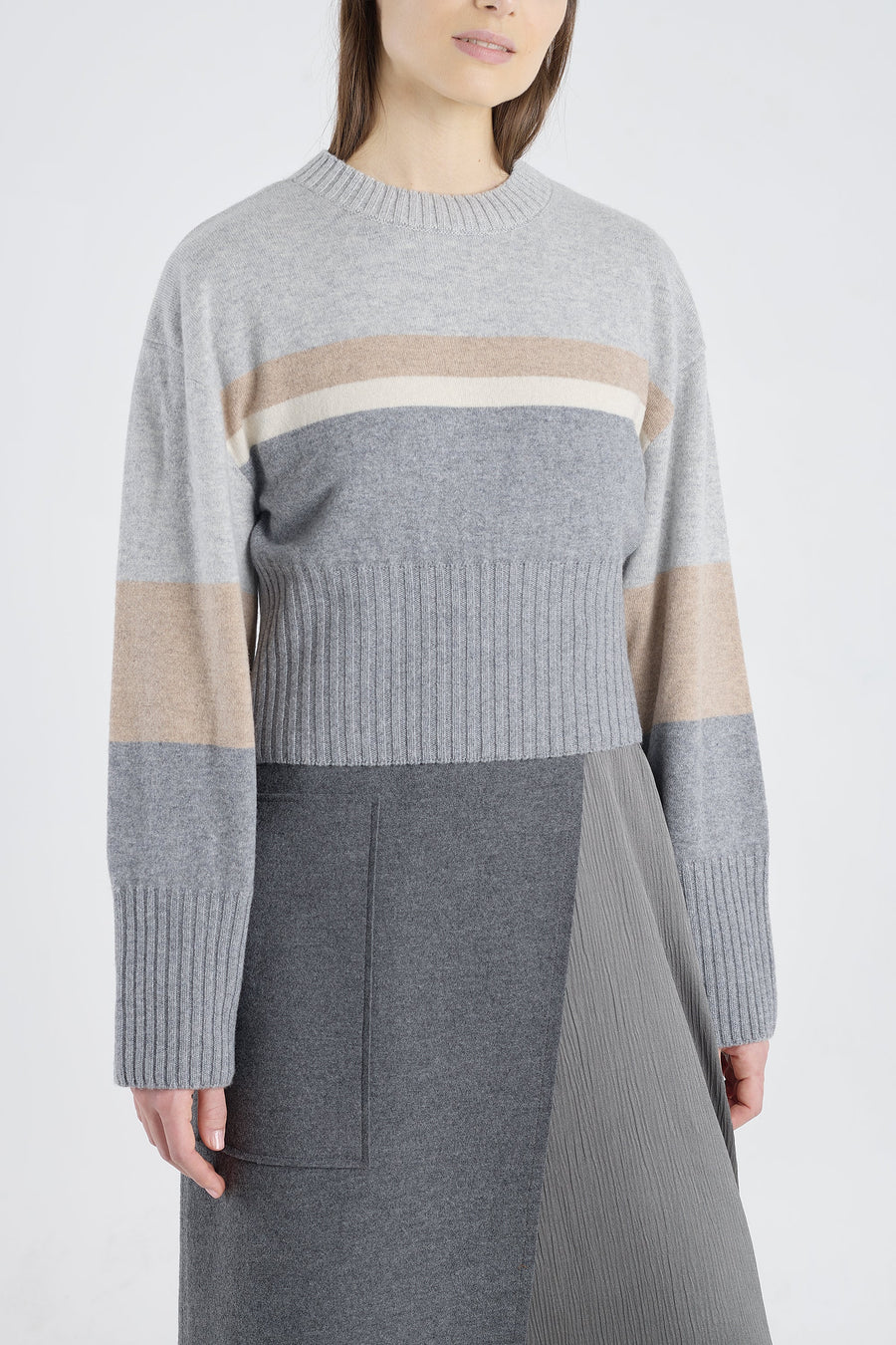 Grey with stripes cashmere cropped crewneck