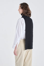Black extra fine merino turtleneck