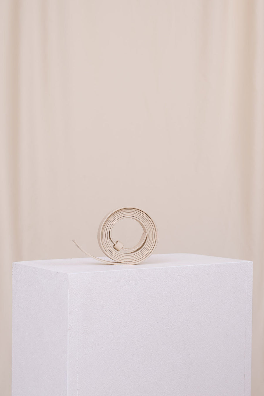 Light ivory long tied belt