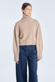 Nomad beige cashmere cropped turtleneck
