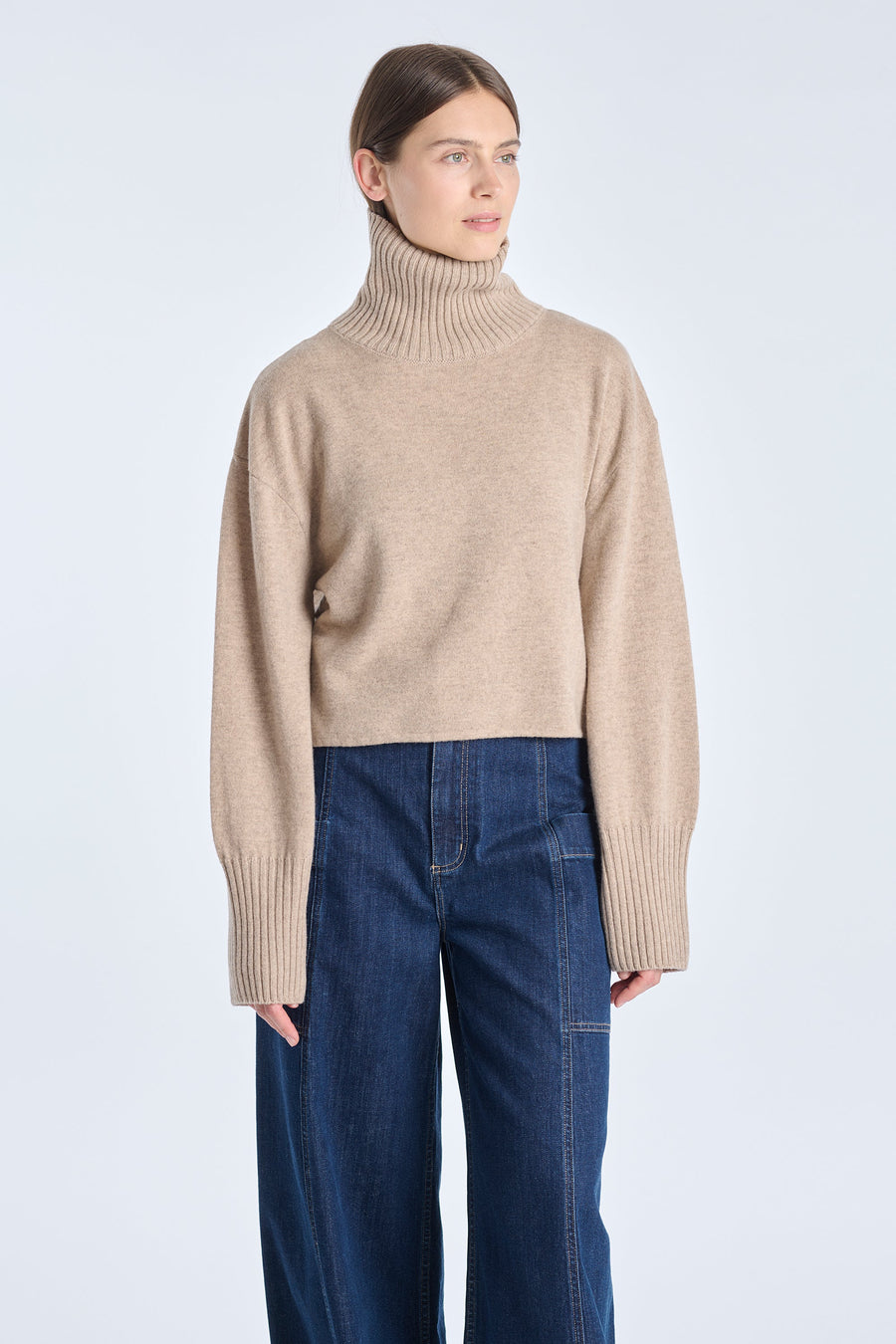 Nomad beige cashmere cropped turtleneck