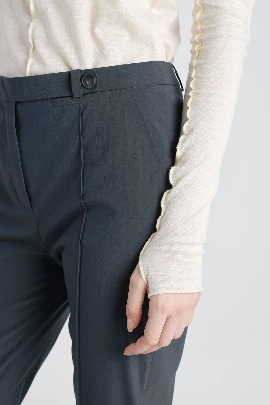 Antracit wool stretch and slim pants
