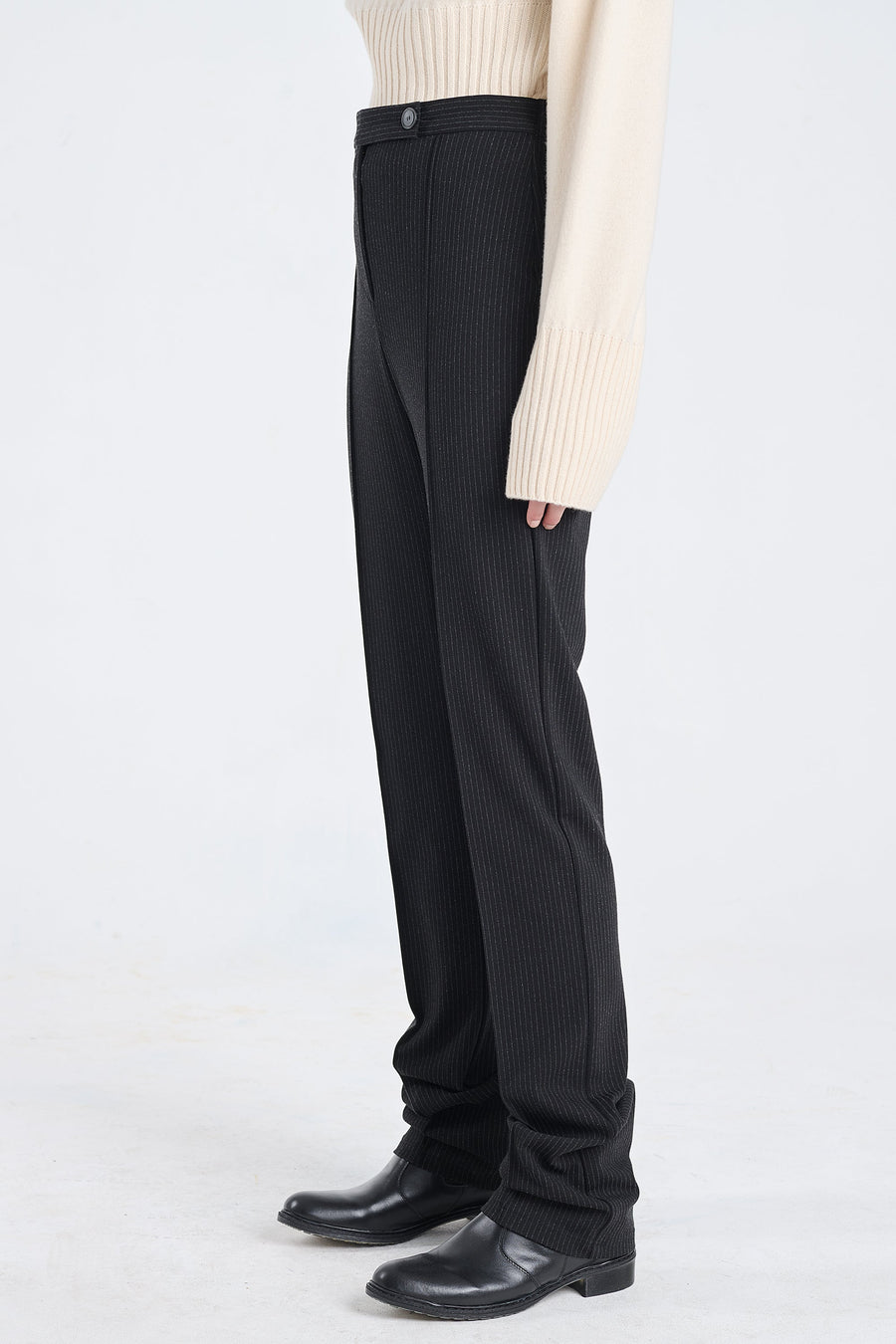Black bistretch striped cigarette pants