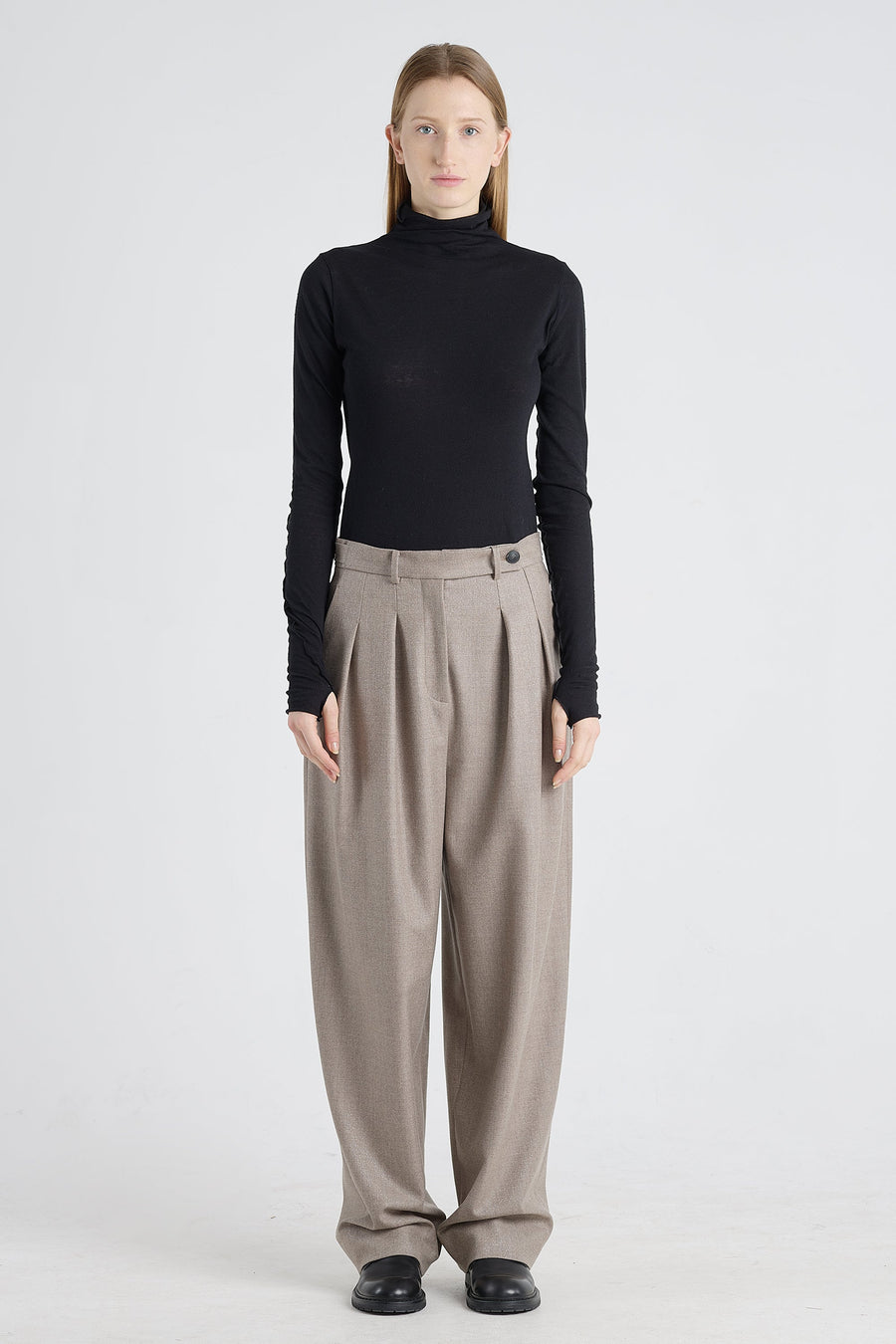Taupe lurex wool pleated pants