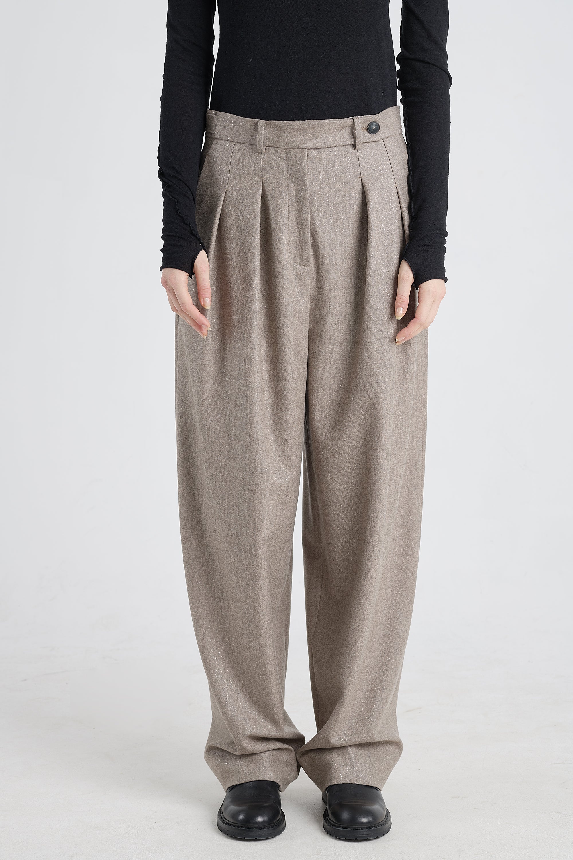 Taupe lurex wool pleated pants