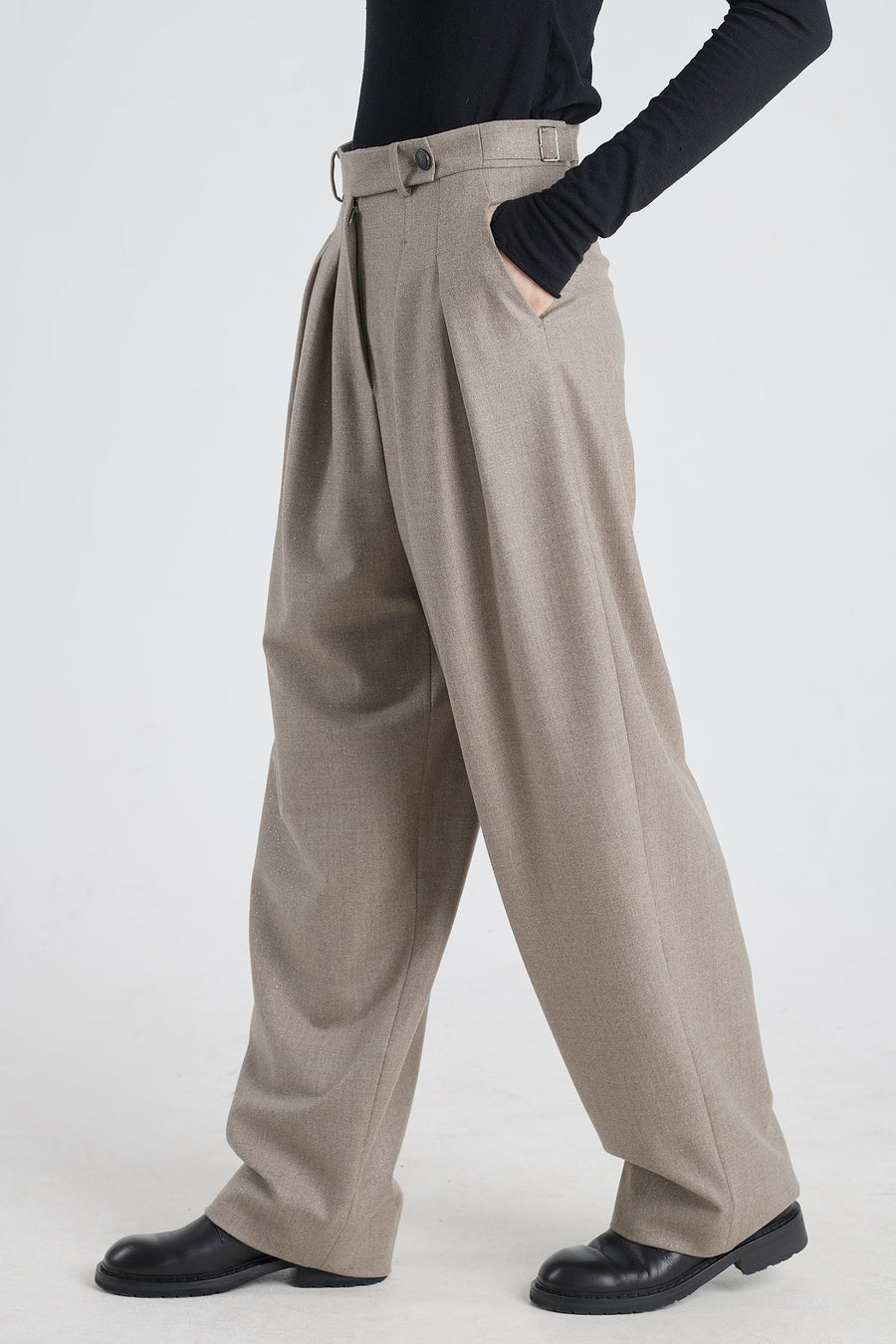Taupe lurex wool pleated pants