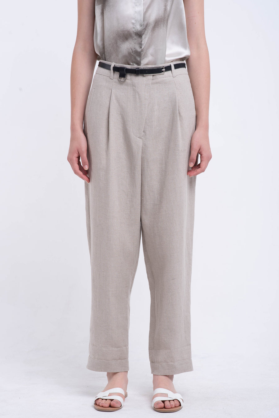 Black skinny belt with d-ring