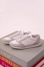 White leather marathon sneakers