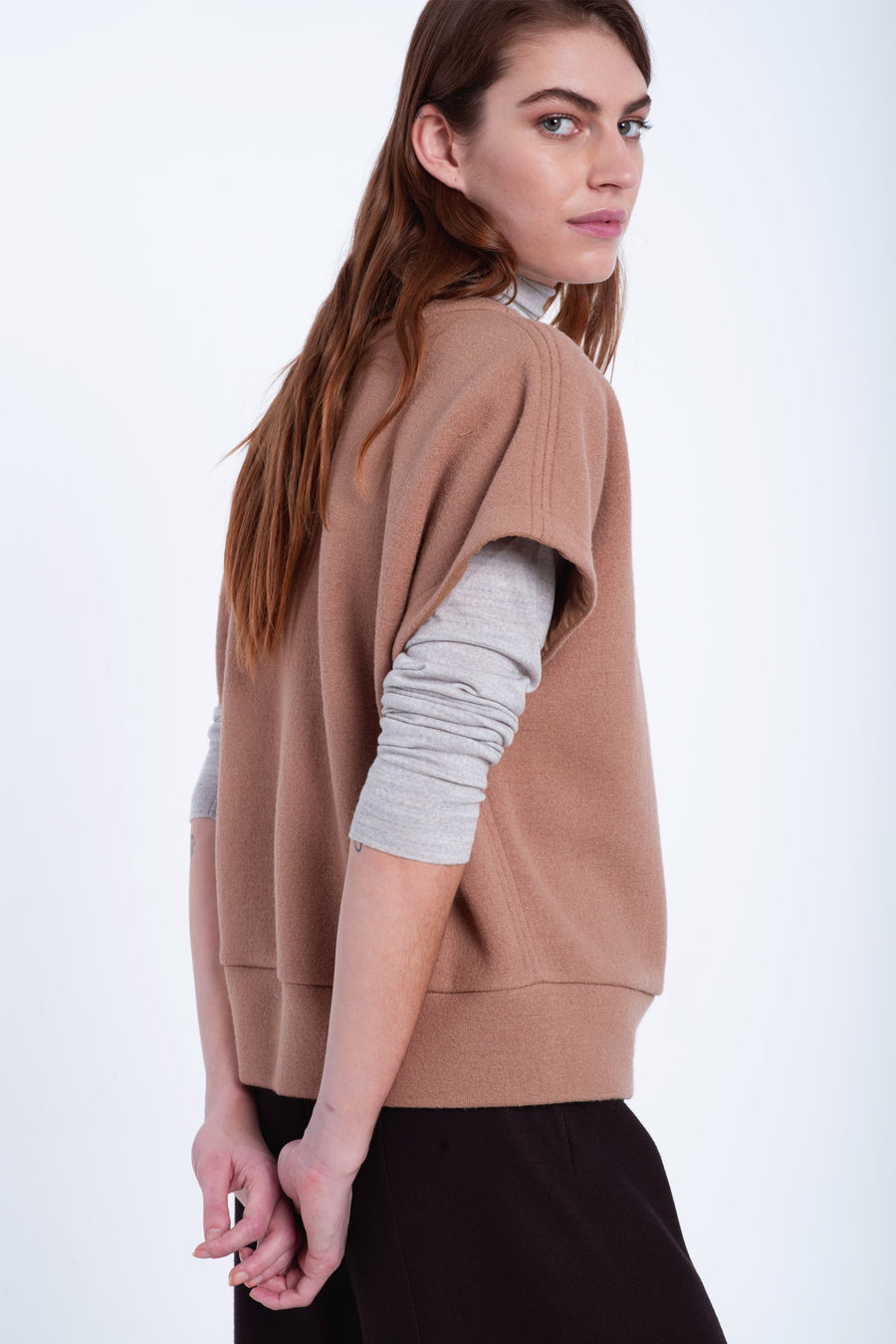 Beige wool deep jersey vest