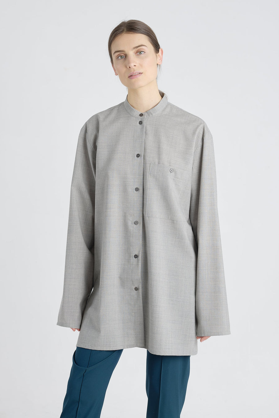 Grey wool extra light shirt