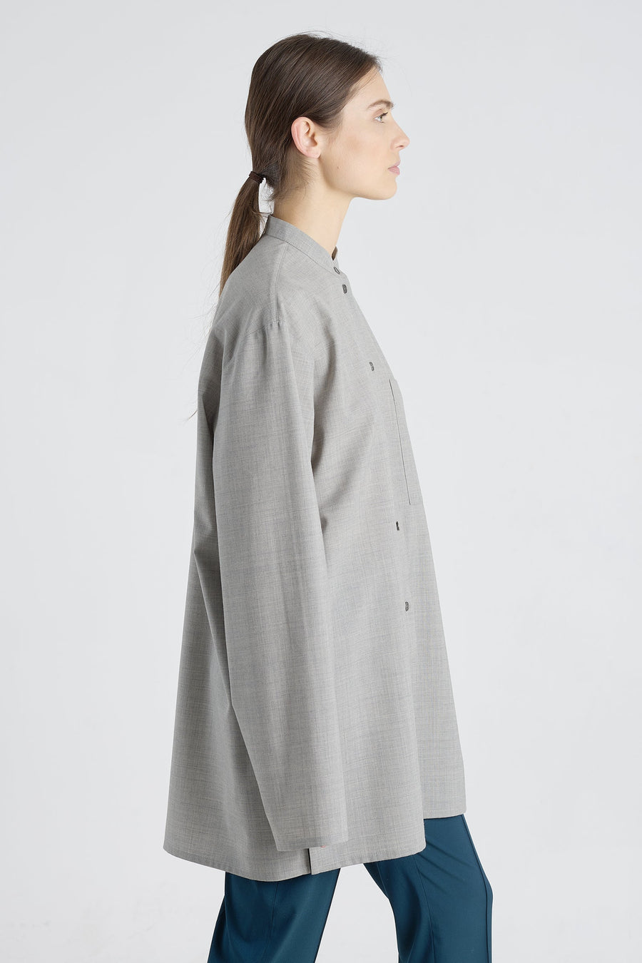 Grey wool extra light shirt