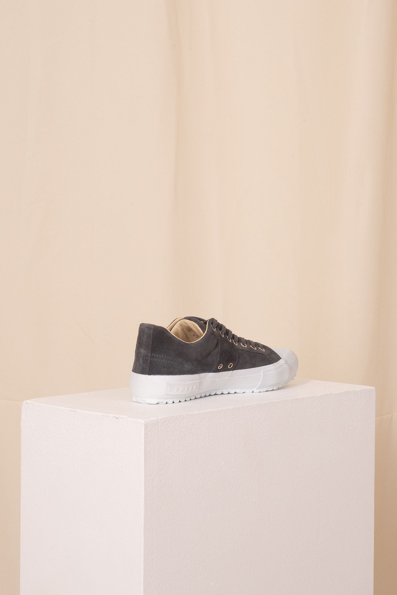 Shark grey split calf suede sneakers