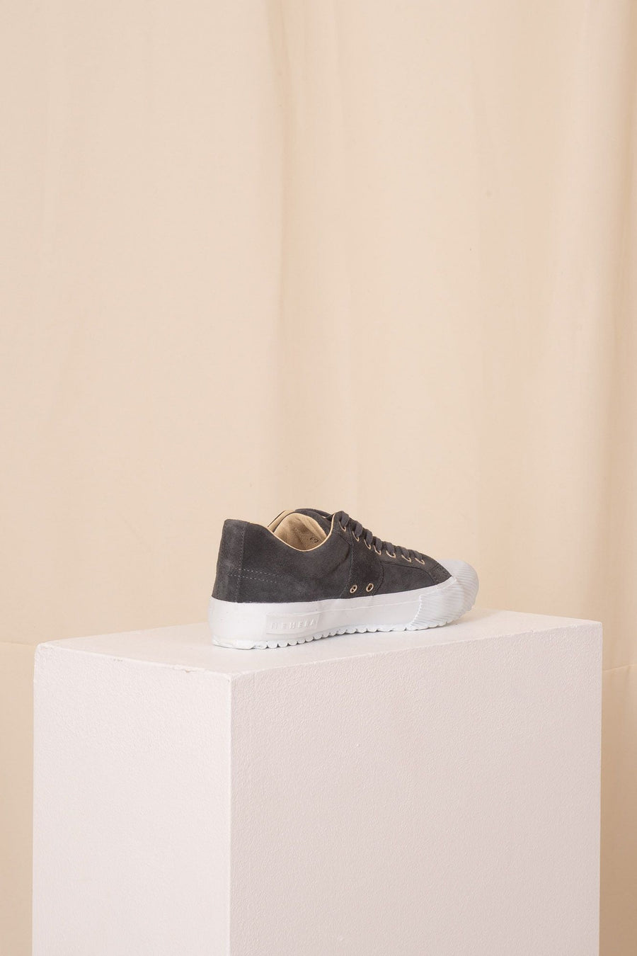 Shark grey split calf suede sneakers