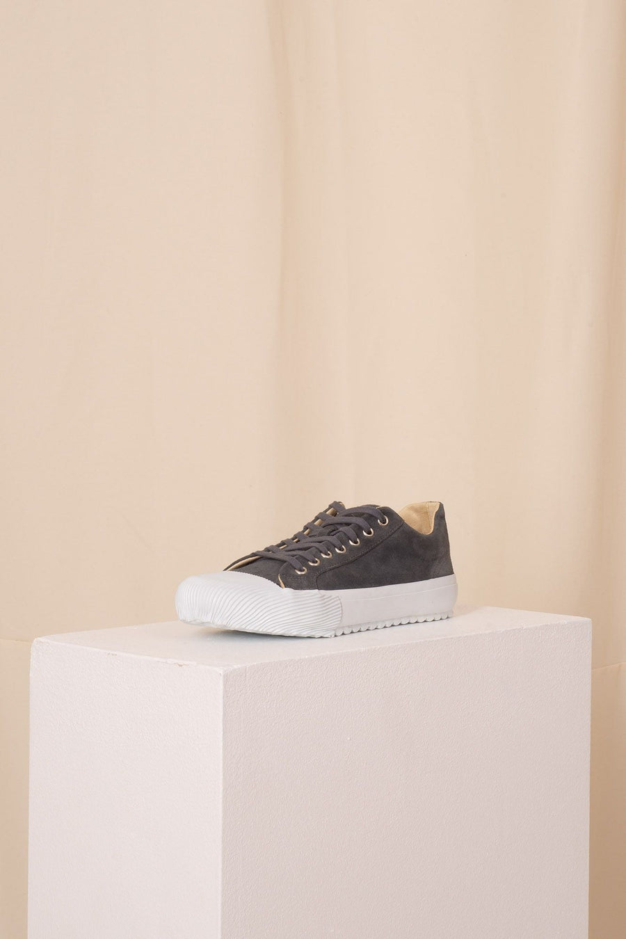 Shark grey split calf suede sneakers